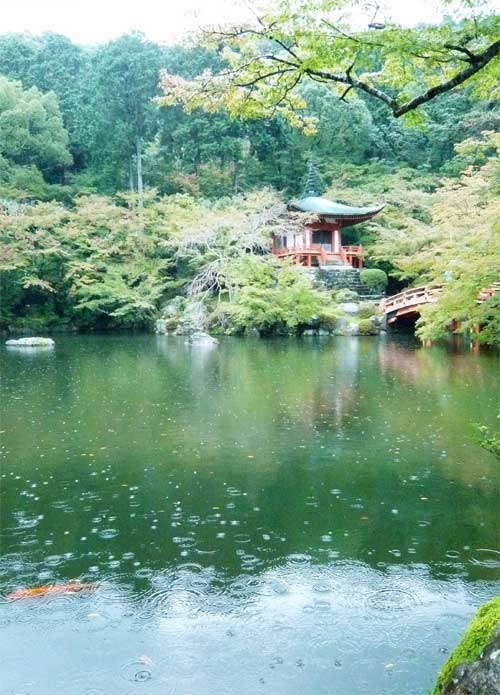 醍醐寺弁天堂そば