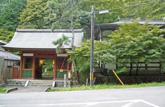 バス停から
