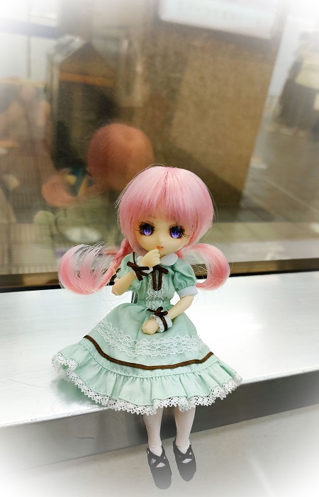 人がいないスキに