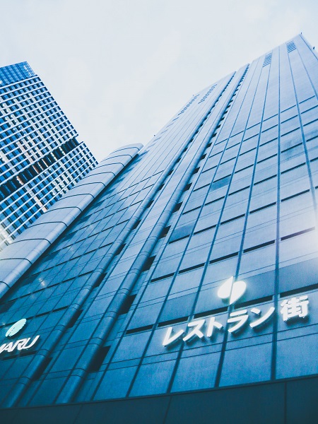 写真は7日